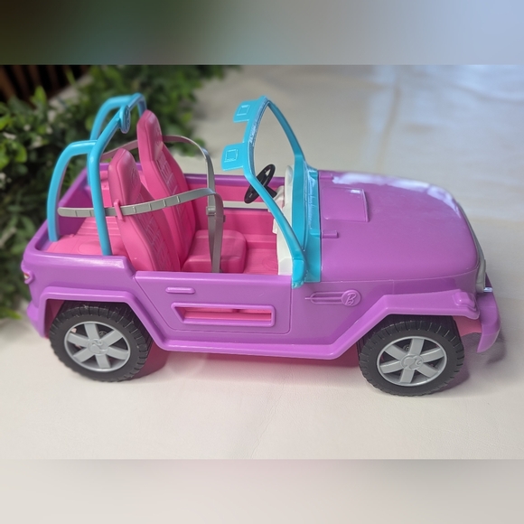 Barbie Mattel Jeep - Picture 1 of 8